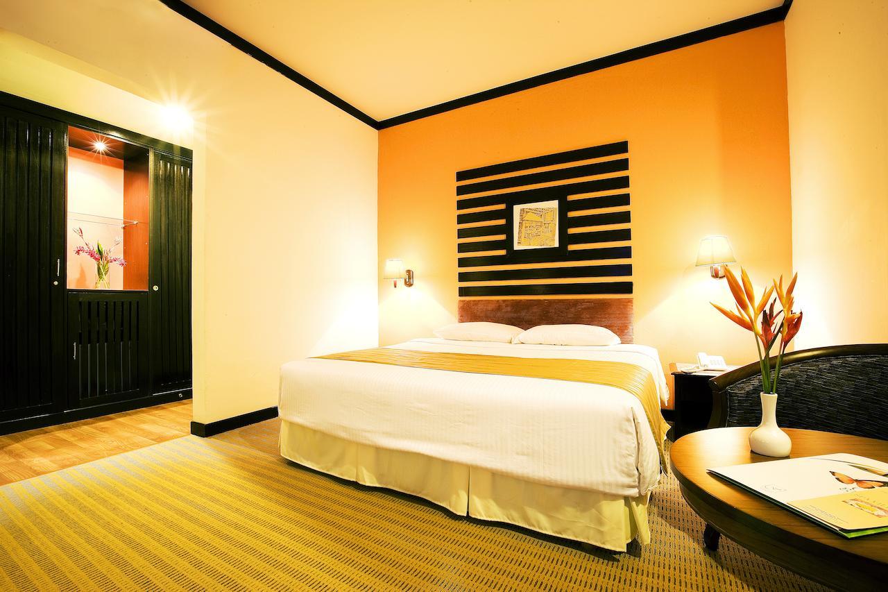Hotel Felda Residence Hot Springs Sungkai Rum bild