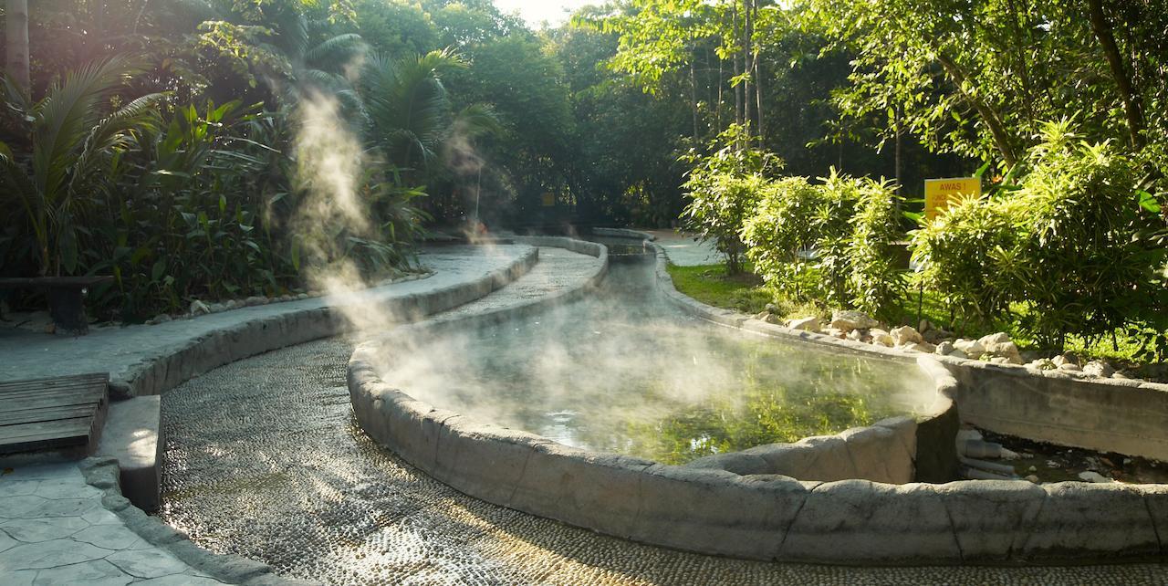 Hotel Felda Residence Hot Springs Sungkai Exteriör bild